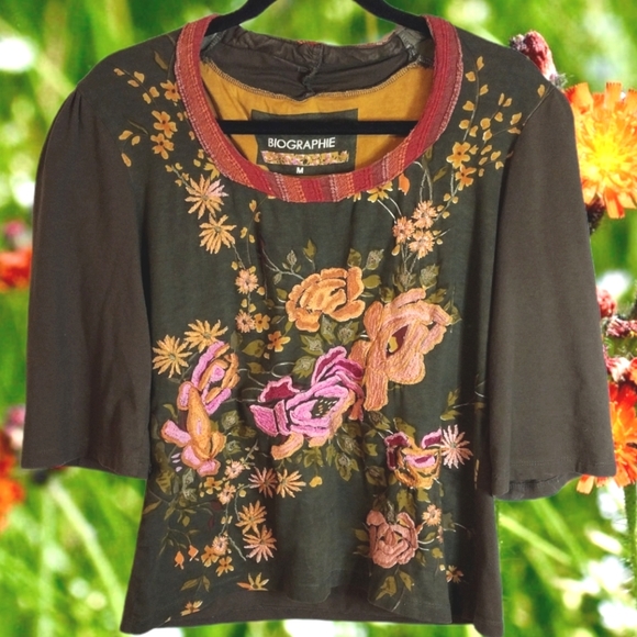 Biography Tops - Biography Floral Embroidered Top